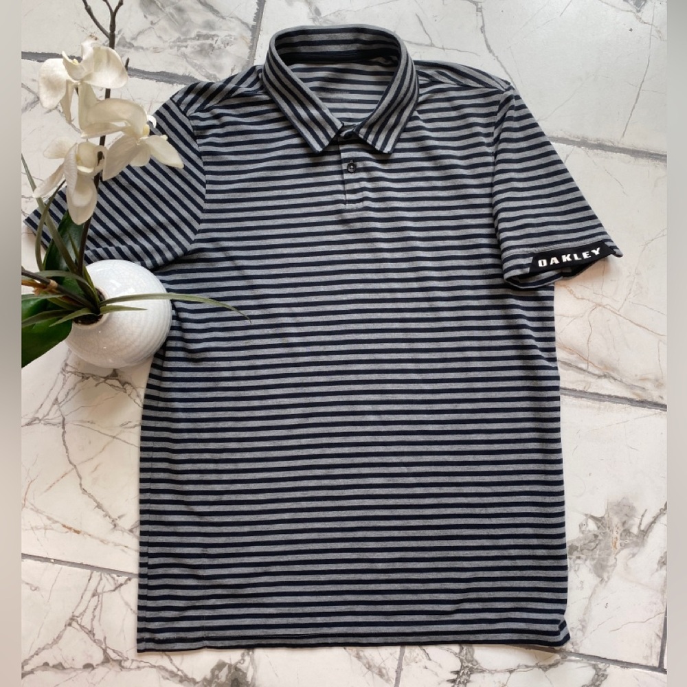 Oakley Golf Striped Light Weight Polo M